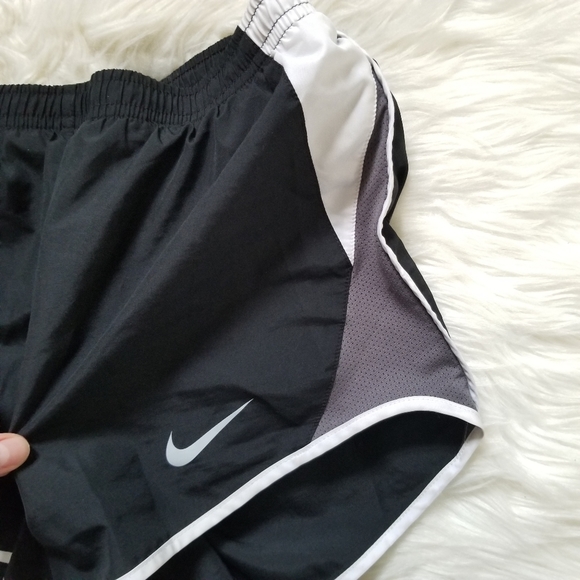 Nike Dri Fit Running Athletic Shorts XS - Picture 3 of 7